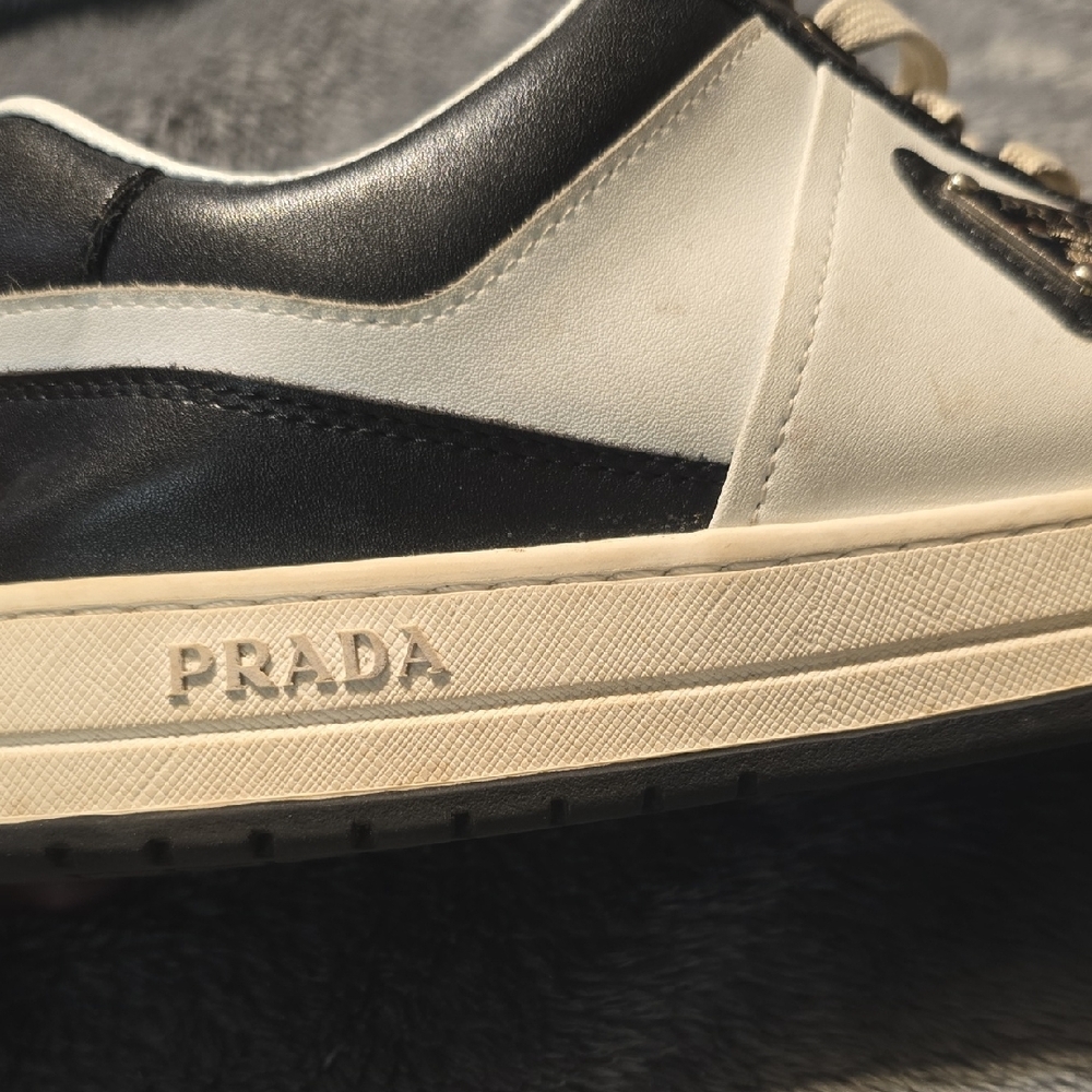 Prada Black and White Low-Top Sneakers with Triangular Logo - Picture 6 of 6